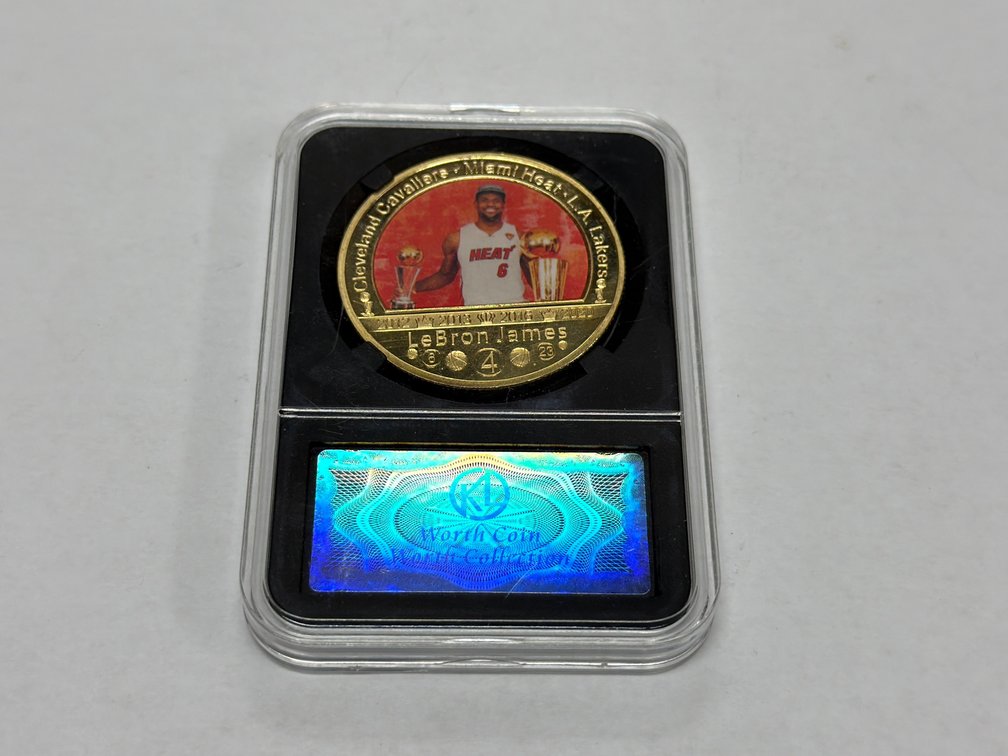 LEBRON JAMES GOLD PLATED COMMEMORATIVE COIN