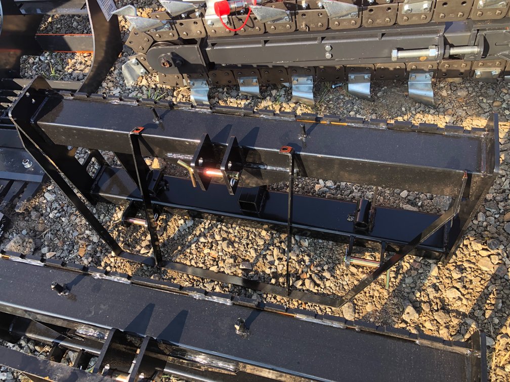 3 pt HITCH PALLET FORK / HAY SPEAR FRAME