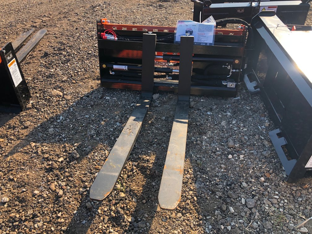 48” HYDRAULIC PALLET FORKS