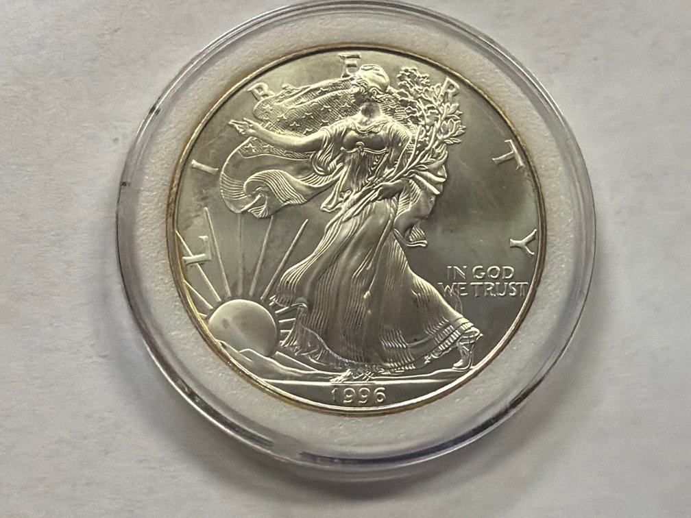 1996 SILVER EAGLE ONE OUNCE ROUND