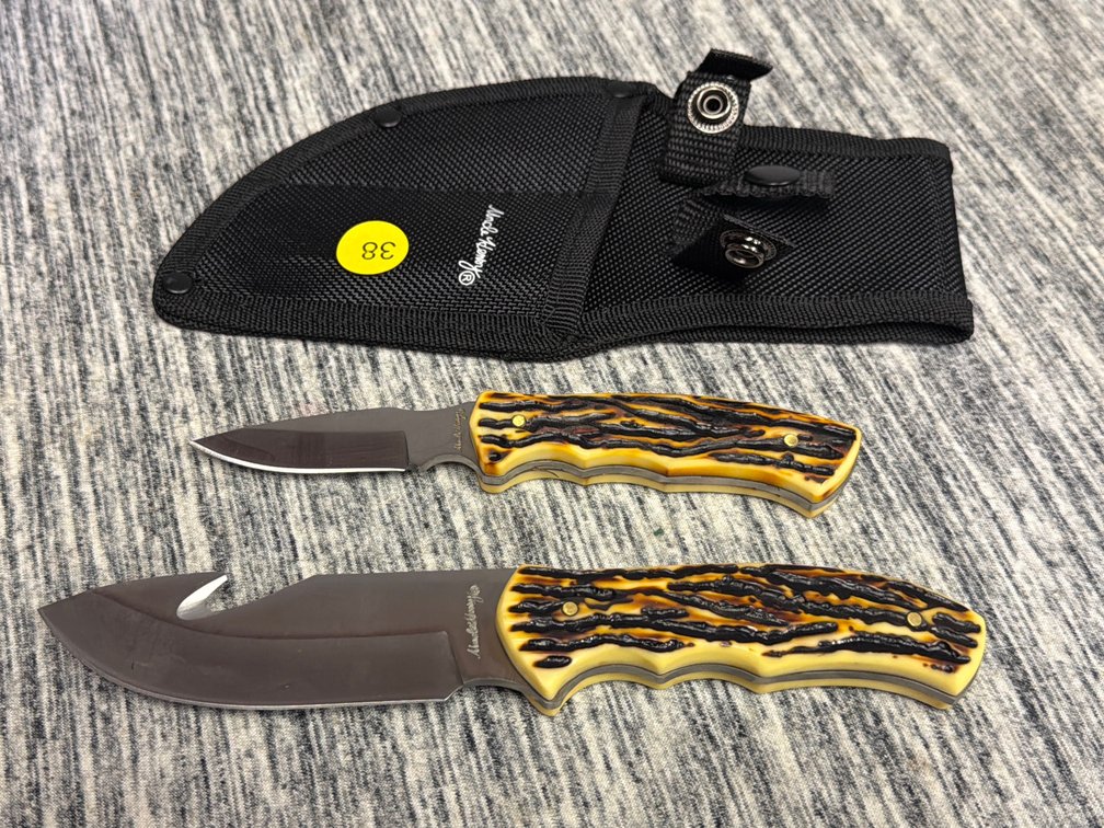 (2) UNCLE HENRY KNIVES & SHEATH