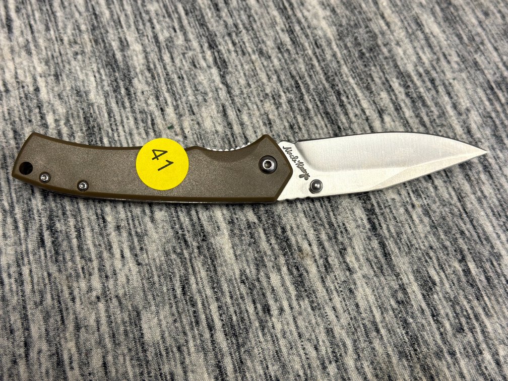 UNCLE HENRY KNIFE