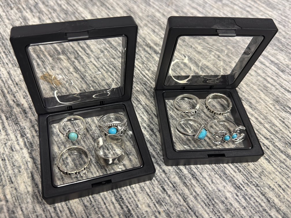 (8) RINGS