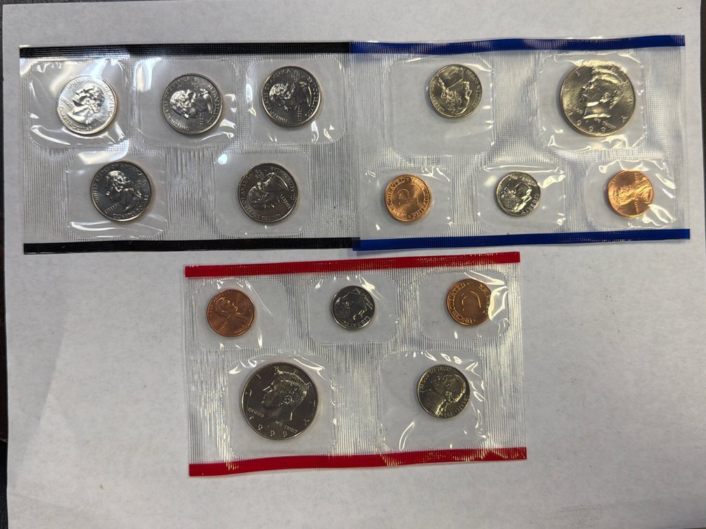 1999 COIN SETS