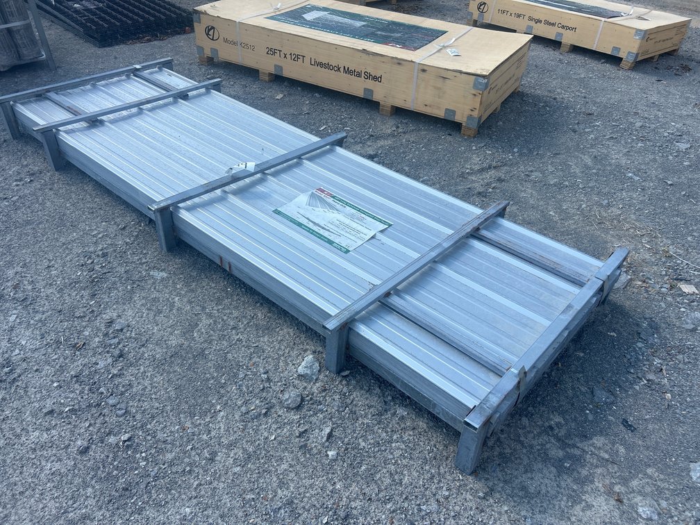(100) 10’ METAL ROOFING PANELS