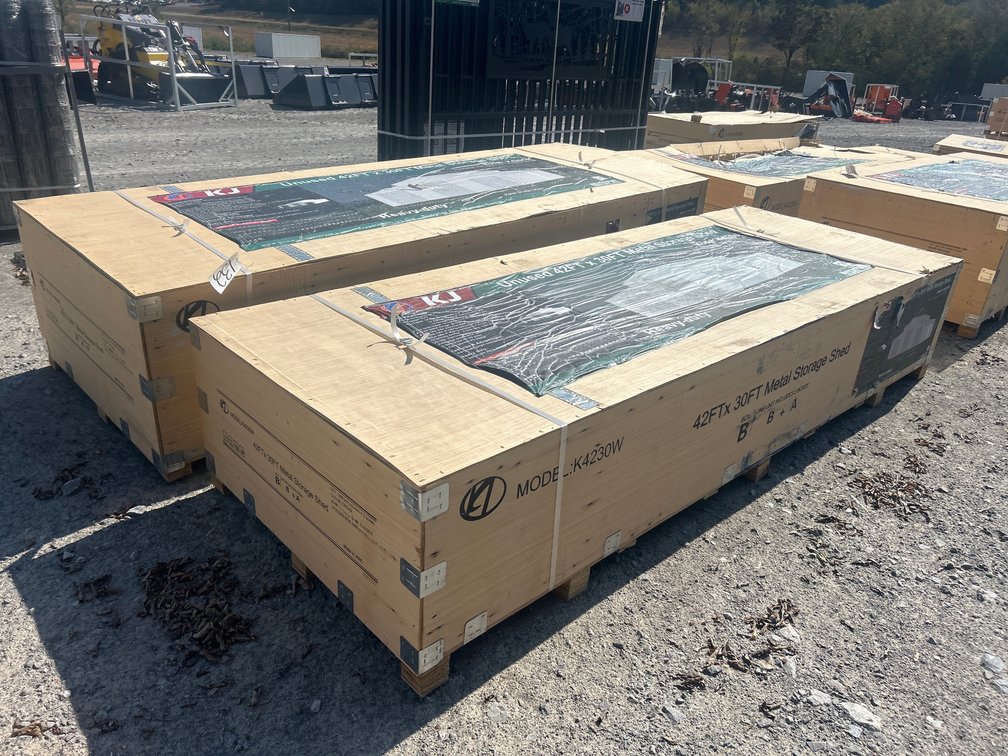 30’X42’ METAL BUILDING (two boxes)
