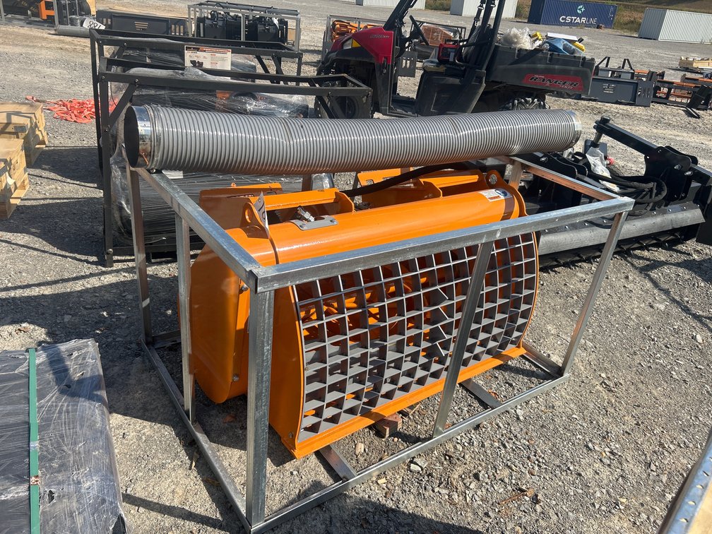 SKID STEER CONCRETE MIXER