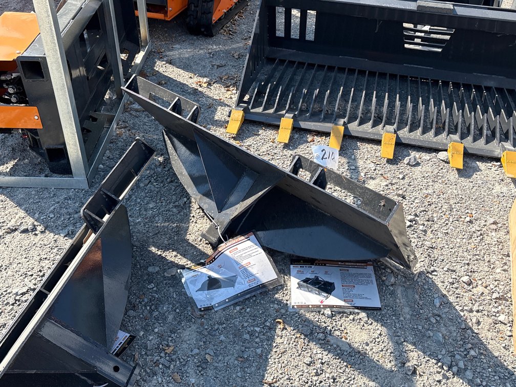 SKID STEER TRAILER MOVER