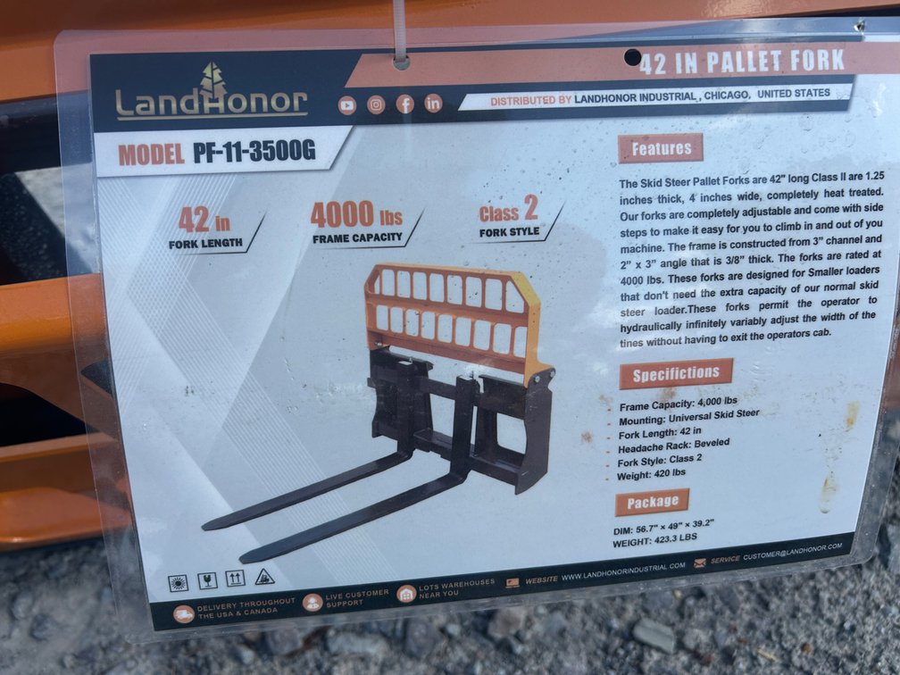 SKID STEER PALLET FORKS
