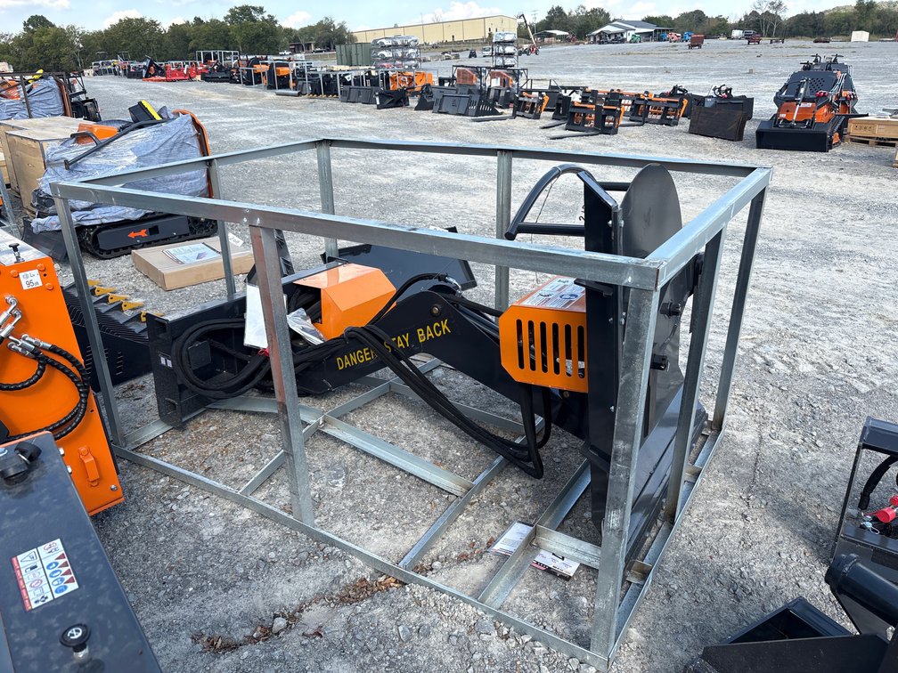 SKID STEER ARTICULATING BRUSH CUTTER