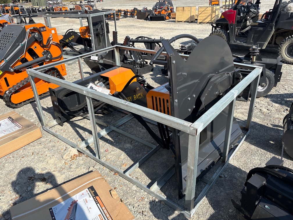 SKID STEER ARTICULATING BRUSH CUTTER