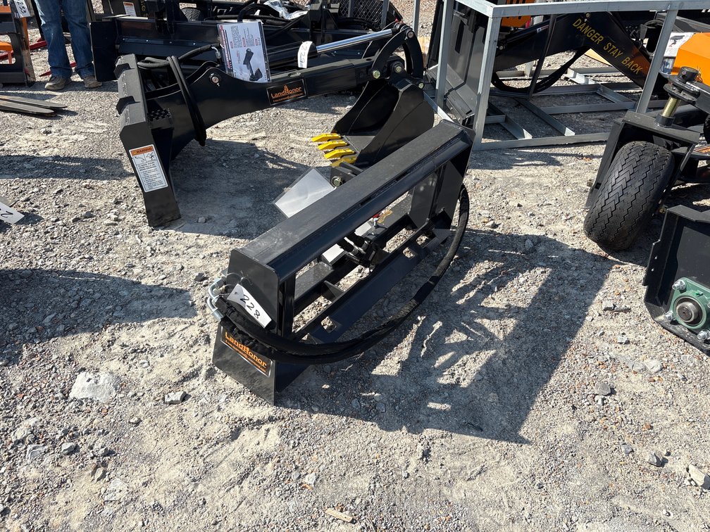 SKID STEER - 3 POINT ADAPTER HITCH
