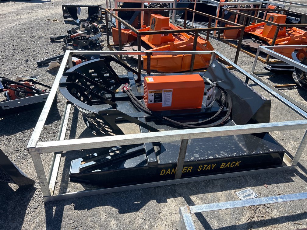 SKID STEER CUTTER / MOWER