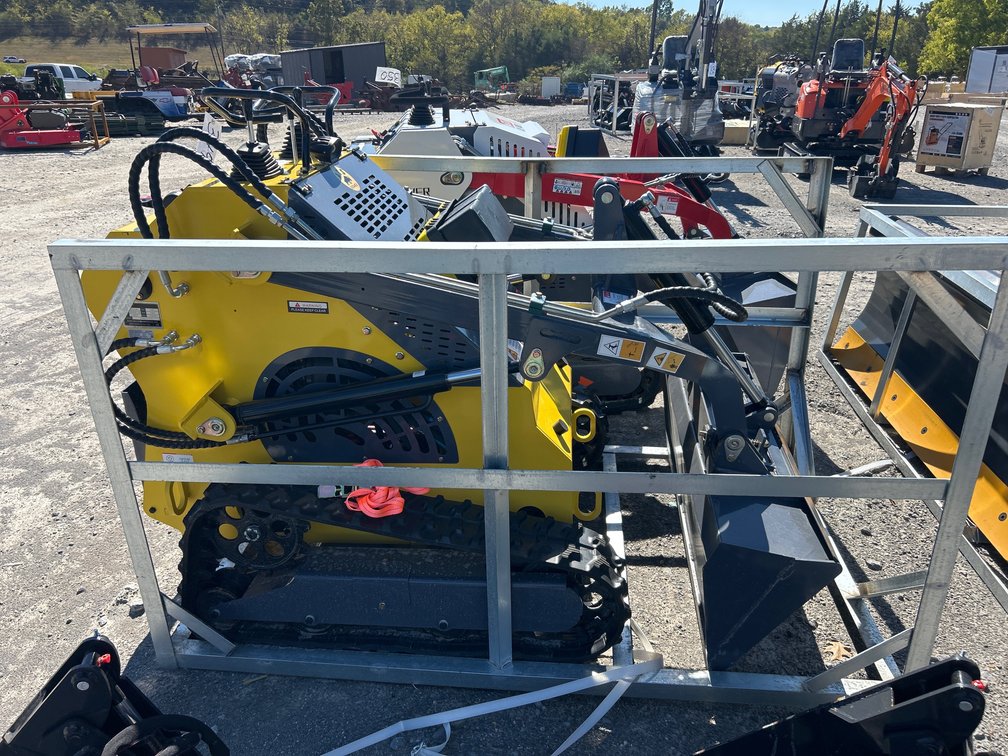 ATS-T460 MINI TRACK SKID STEER