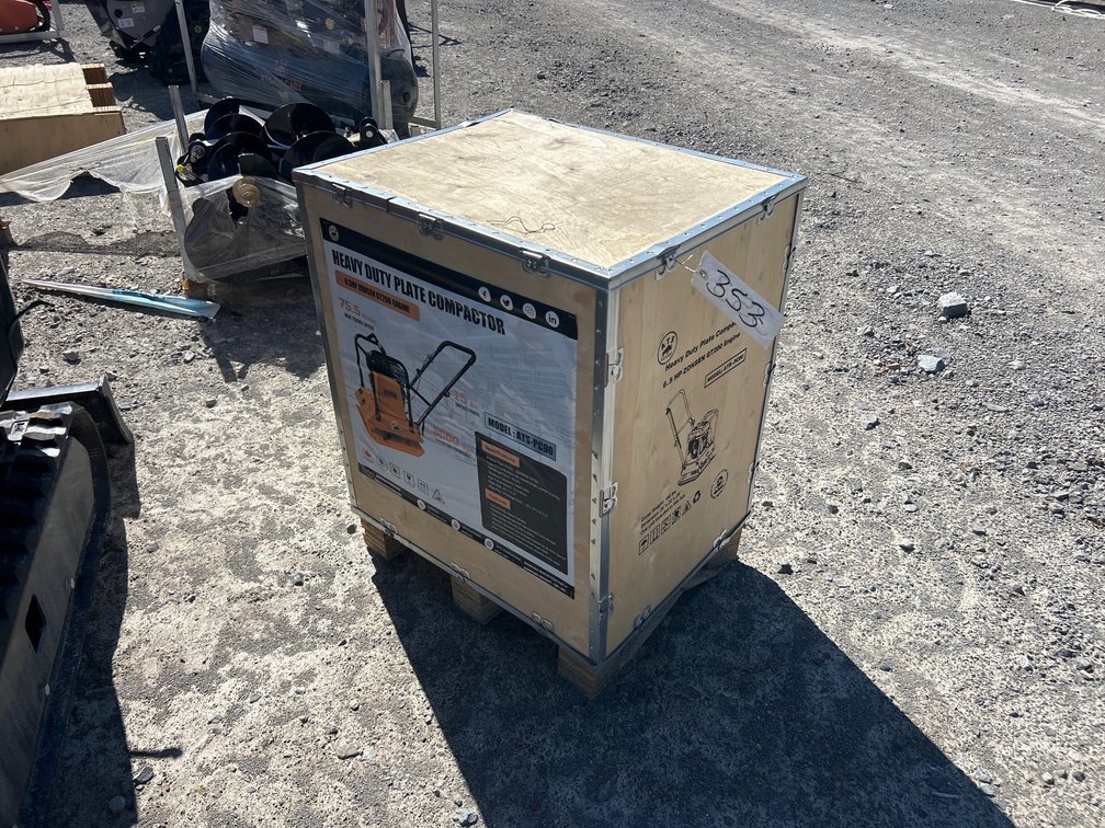 PLATE COMPACTOR