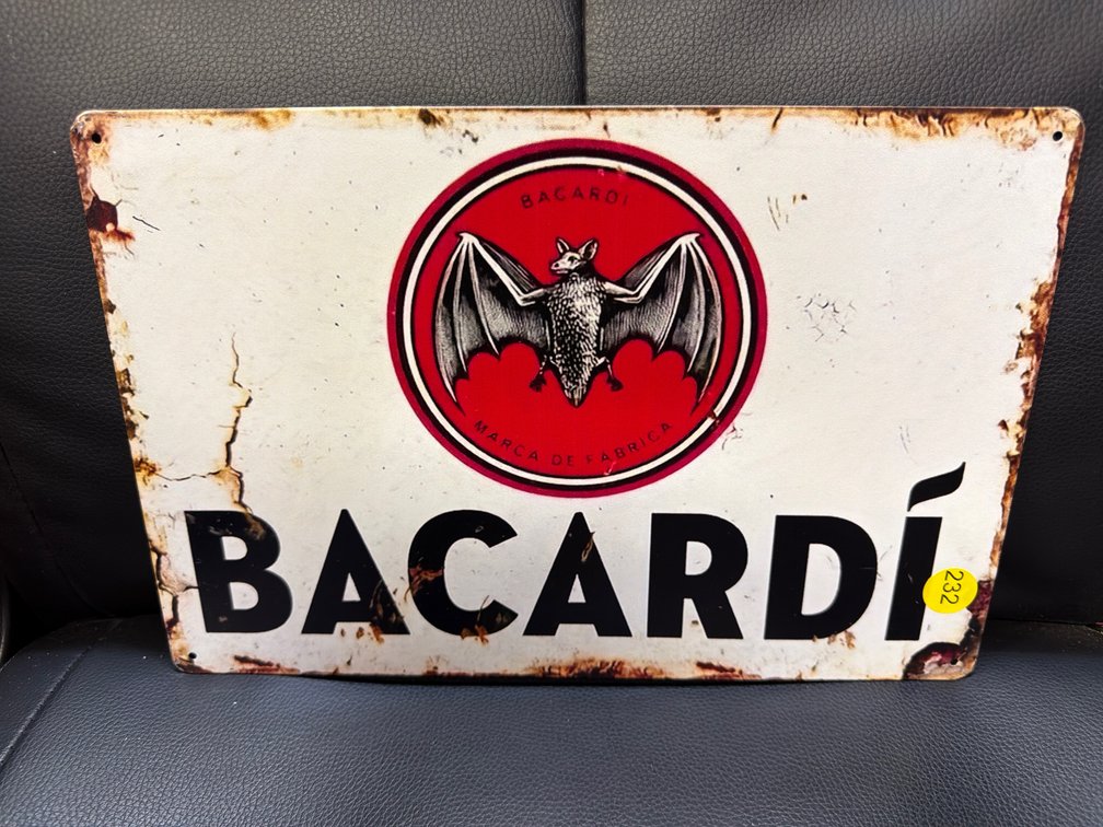 BACARDI SIGN