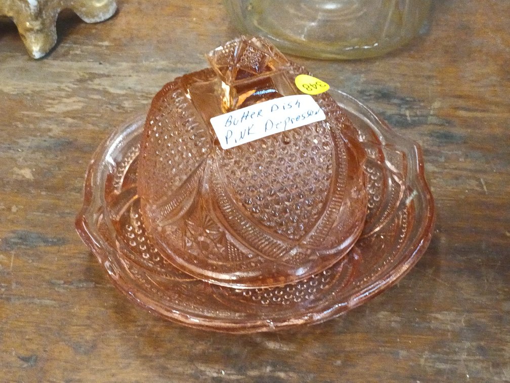 PINK DEPRESSION BUTTER DISH