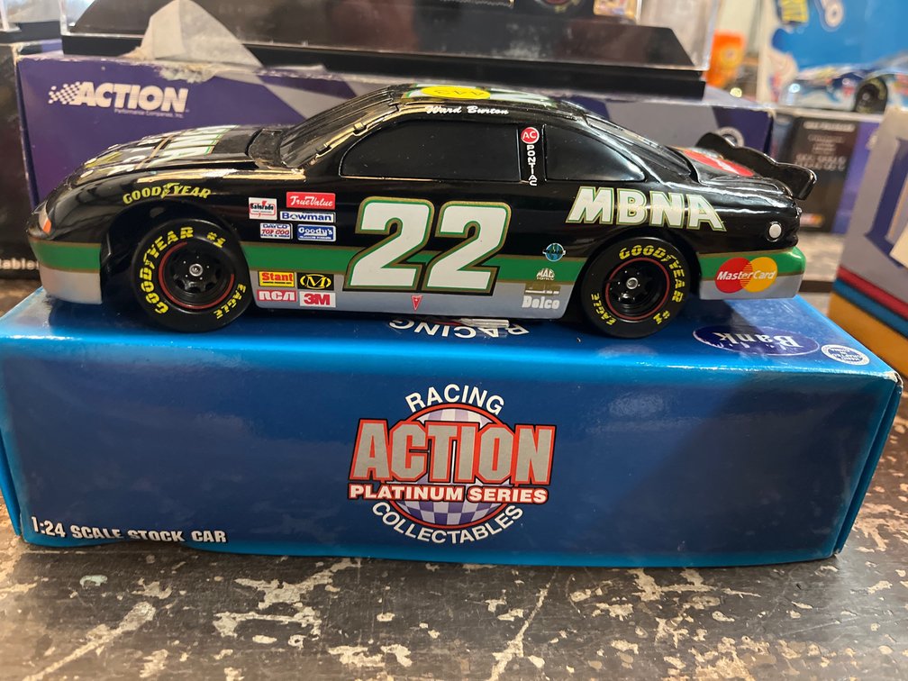 WARD BURTON MBNA STOCK CAR BANK
