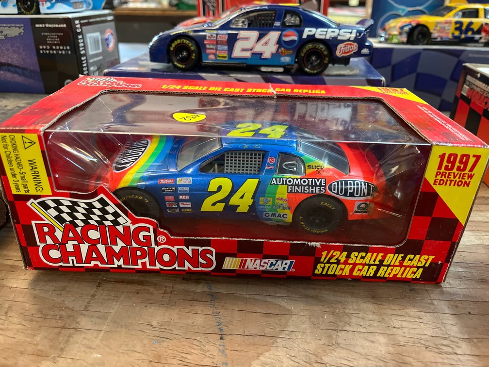 JEFF GORDON #24 DU PONT STOCK CAR