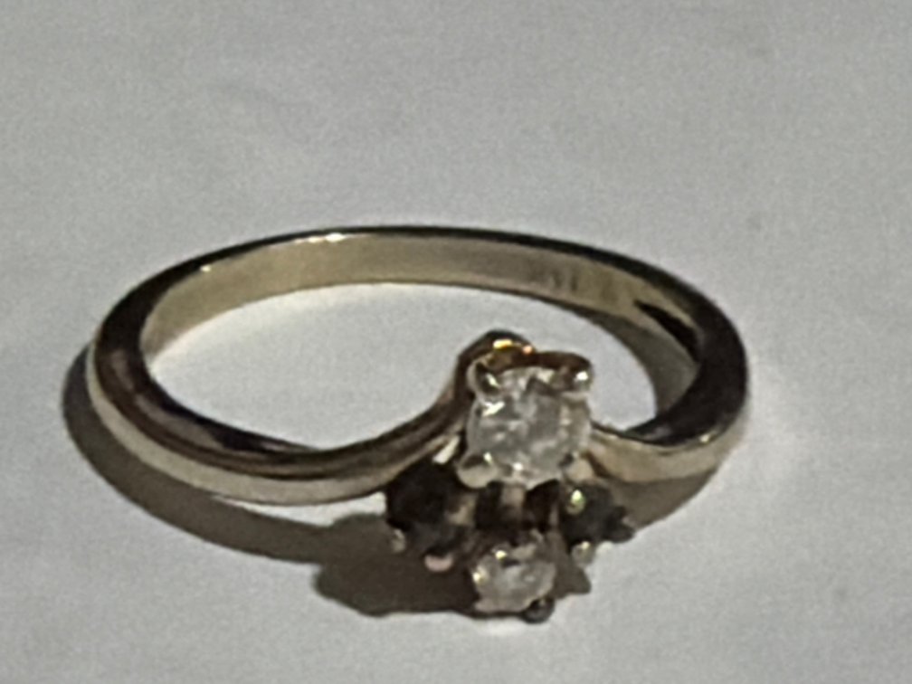 RING MARKED 14 KT