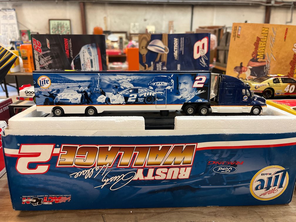 RUSTY WALLACE -MILLER HAULER