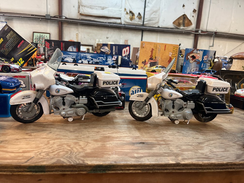 TOY POLICE MOTORCYCLES (2)