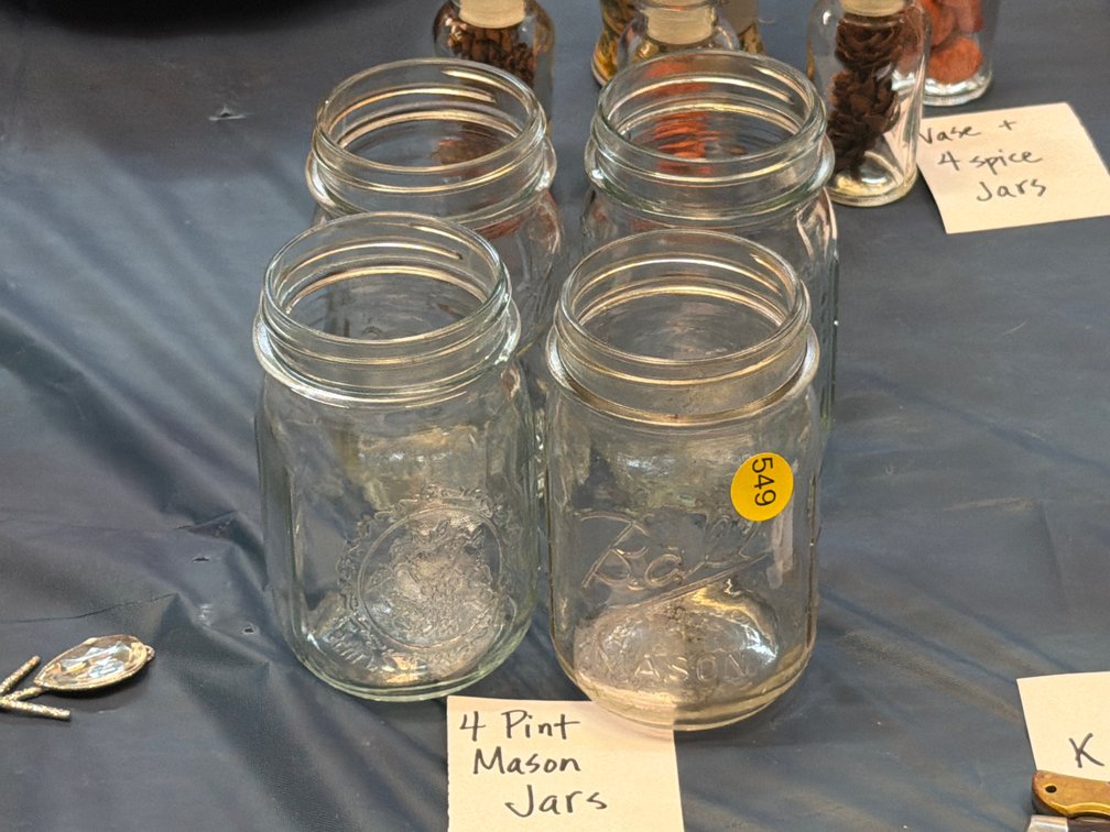 (4) PINT MASON JARS