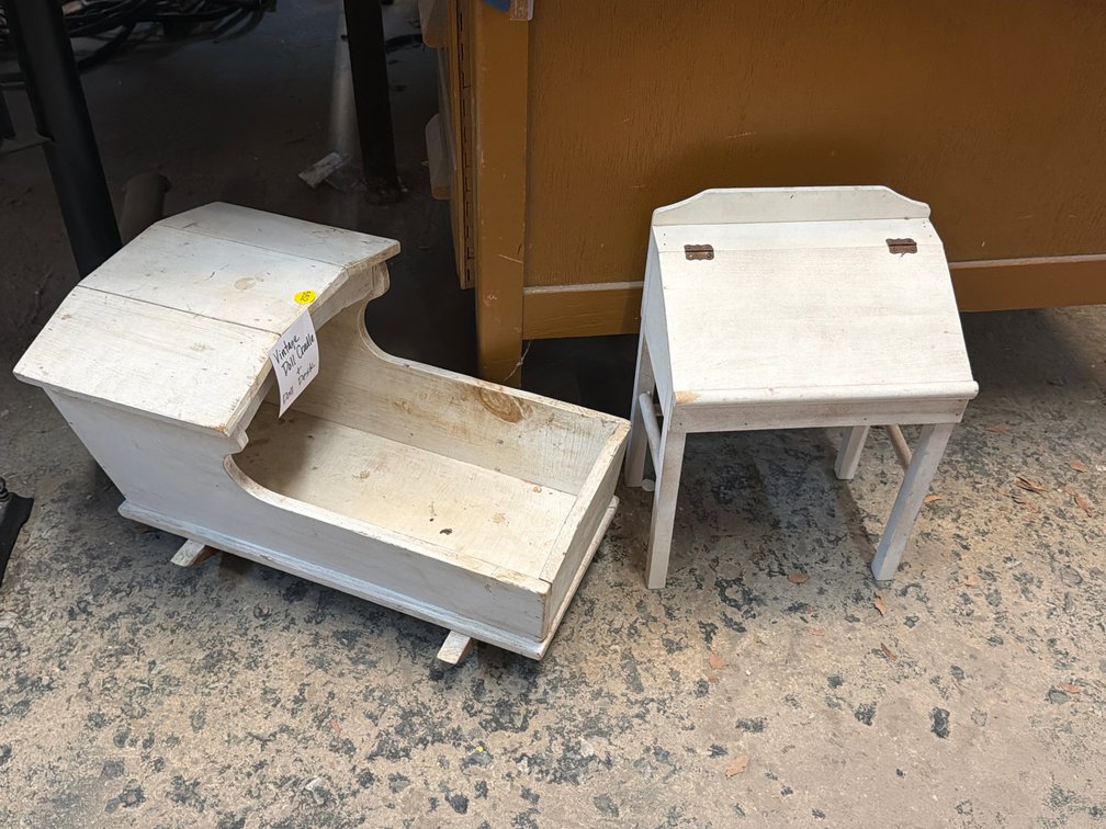 DOLL DESK AND DOLL CRADLE