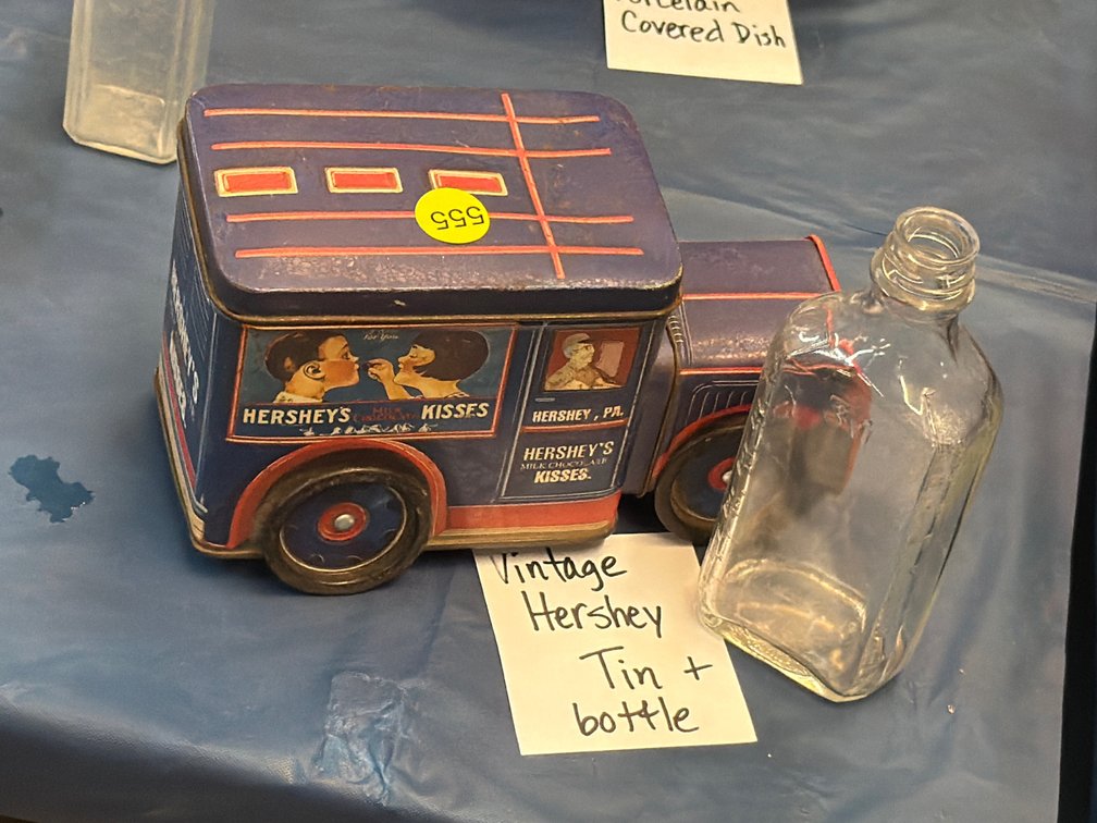 VINTAGE HERSHEY TIN & BOTTLE