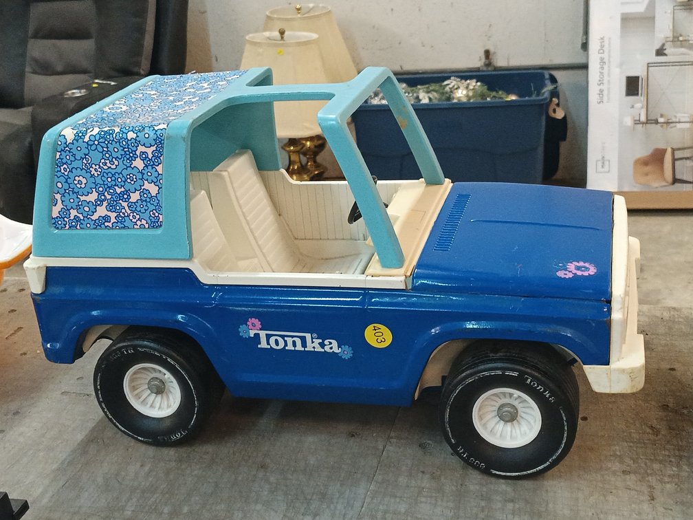 TOY TONKA JEEP