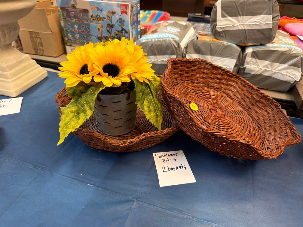 ARTIFICIAL SUNFLOWER AND TWO BASKETS