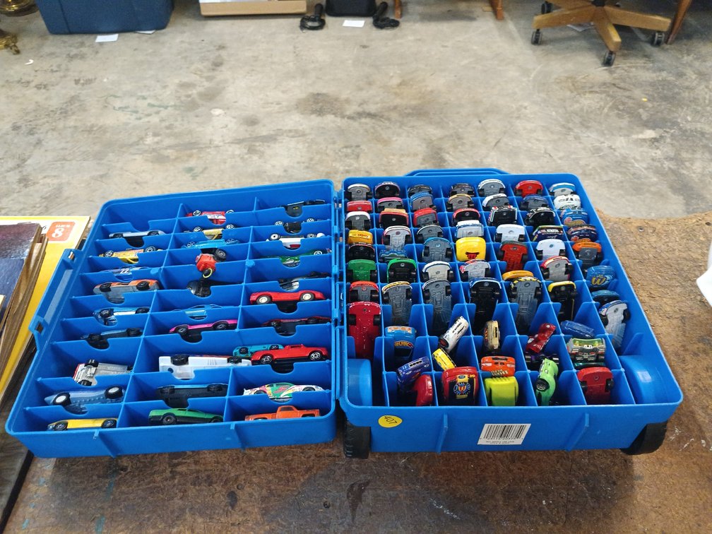 HOT WHEELS LOT