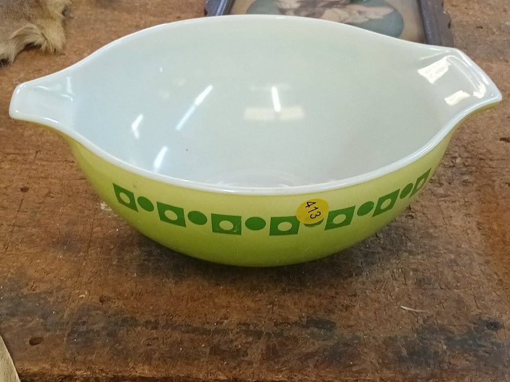LARGE PYREX BOWL