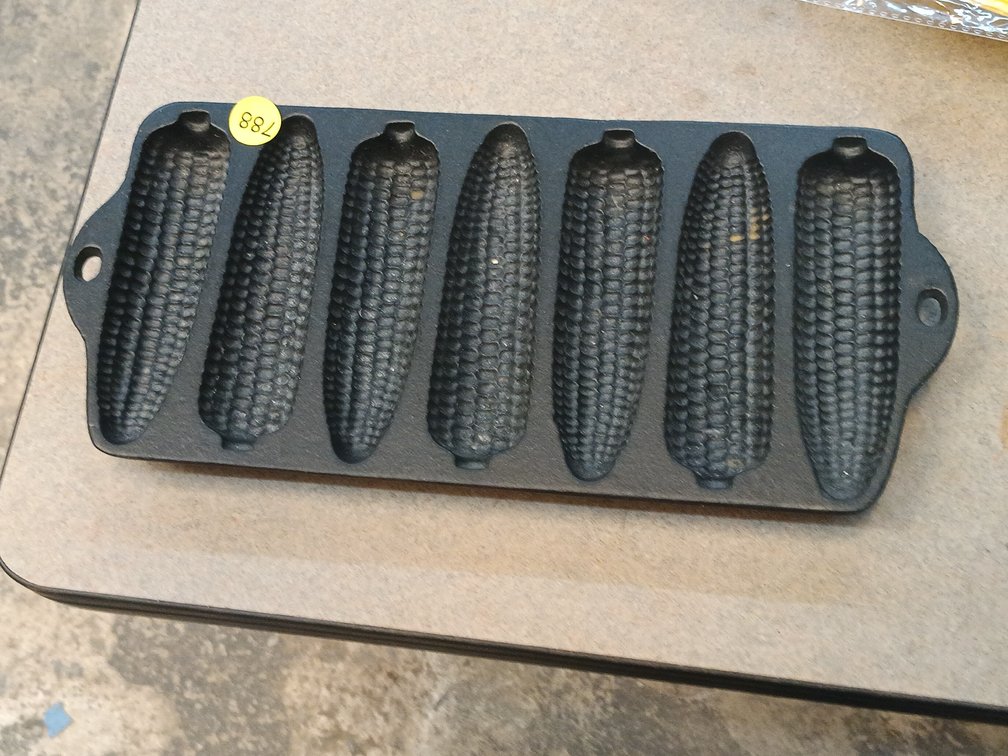 CAST IRON CORN MOLD