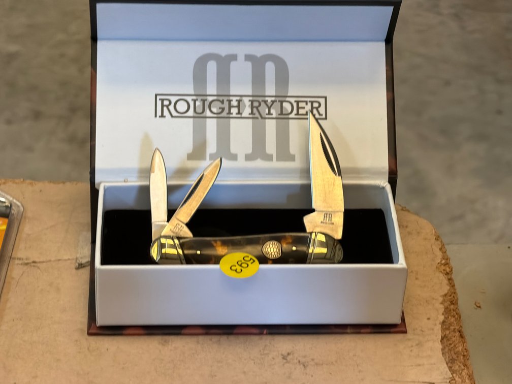 ROUGH RYDER KNIFE