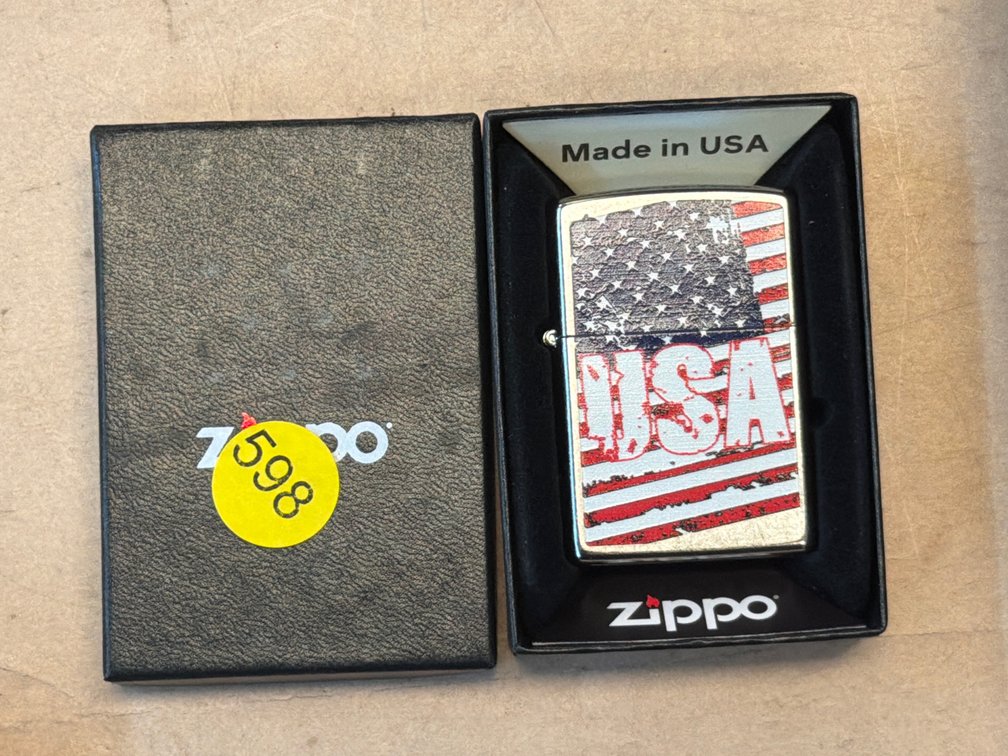 ZIPPO LIGHTER