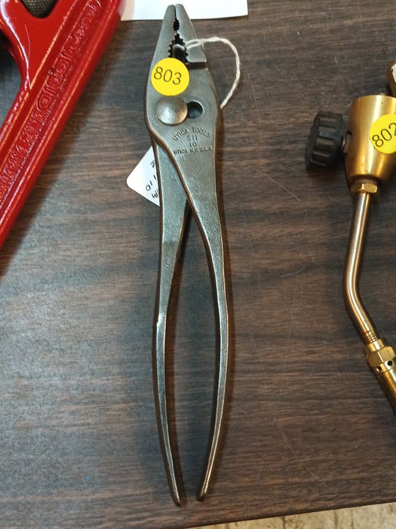 PAIR OF SLIP JOINT PLIERS