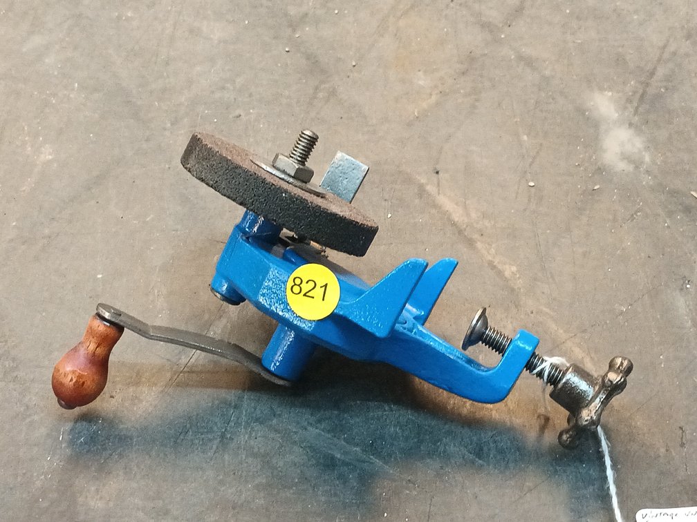 VINTAGE UNMARKED HAND CRANK