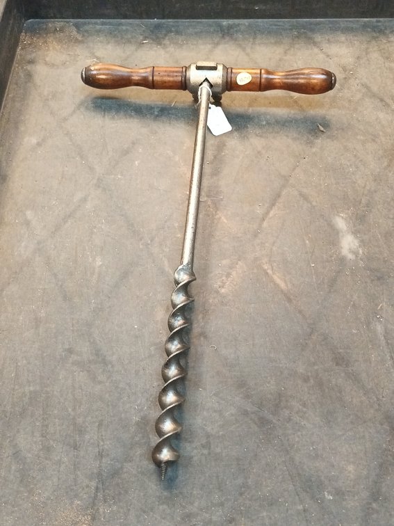 VINTAGE HAND DRILL