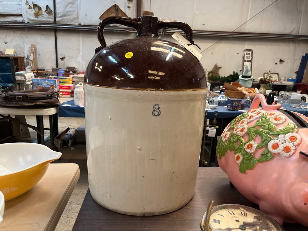 8 GAL CROCK/JUG