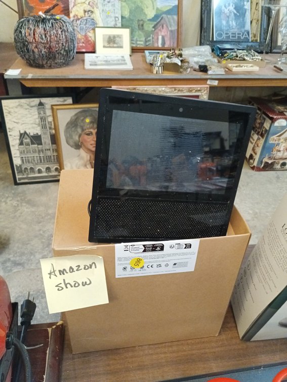 AMAZON SHOW