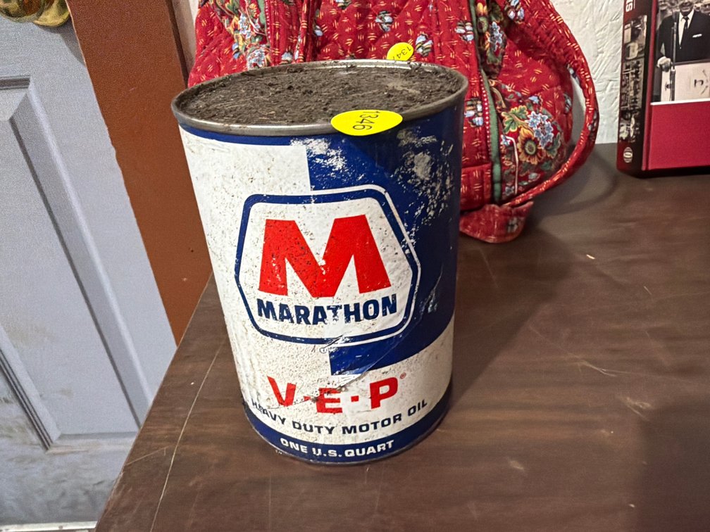 VINTAGE MARATHON OIL CAN