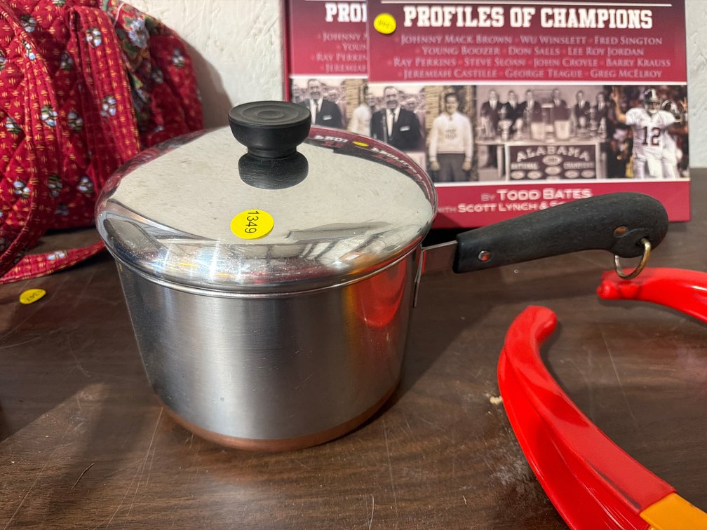 REVEREWARE POT WITH LID