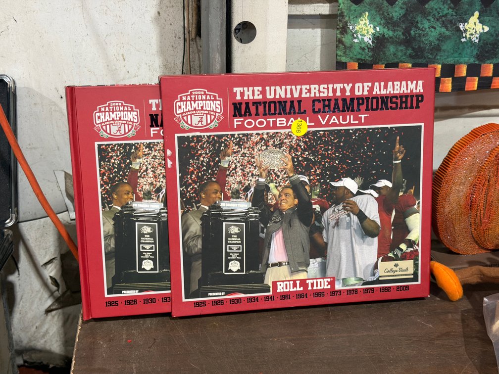 ALABAMA VAULT BOOK