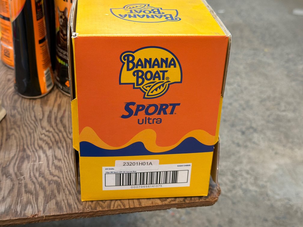 BOX OF BANANA  BOAT SUNSCREEN