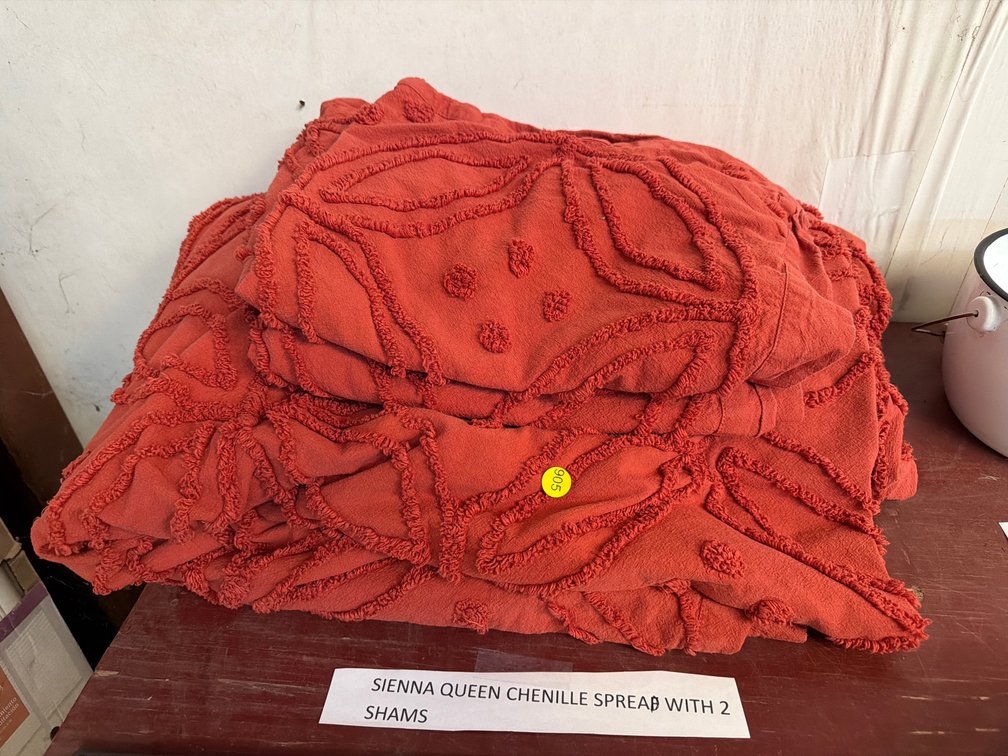 SIENNA QUEEN CHENILLE SPREAD W/ (2) SHAMS