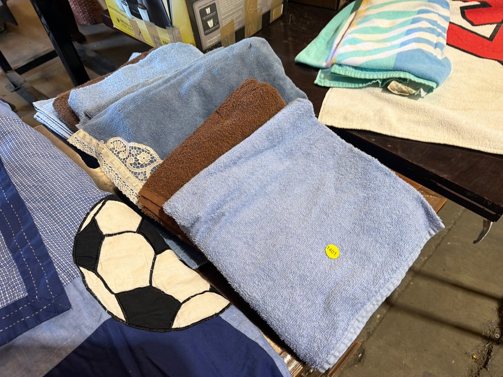 LOT OF TOWELS