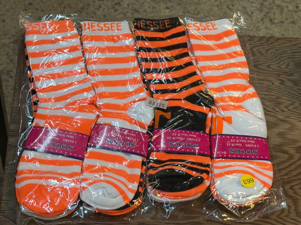 PACK OF TN SOCKS