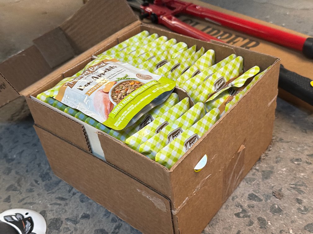 LOT OF CAT FOOD