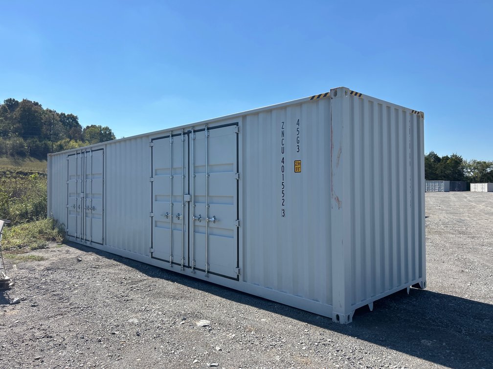 2026 40’ MULTI DOOR STORAGE CONTAINER (ZNCU4015523)